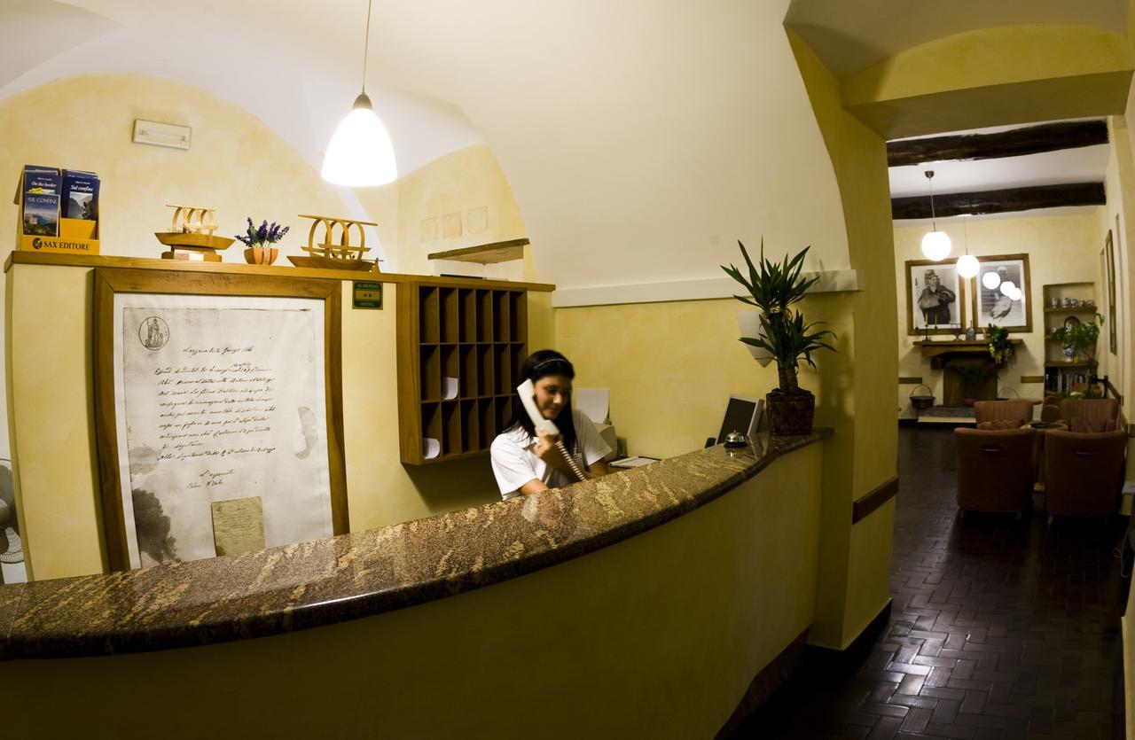 Crotto Del Misto Hotel เลซเซโน ภายนอก รูปภาพ