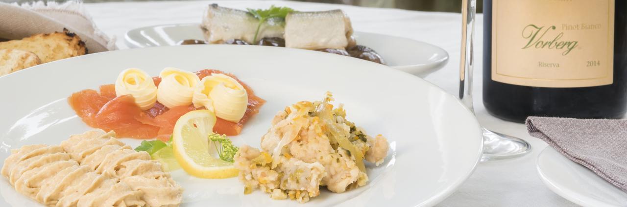 Crotto Del Misto Hotel เลซเซโน ภายนอก รูปภาพ