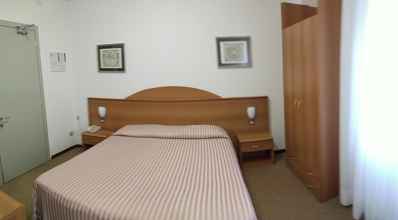 Crotto Del Misto Hotel เลซเซโน ภายนอก รูปภาพ